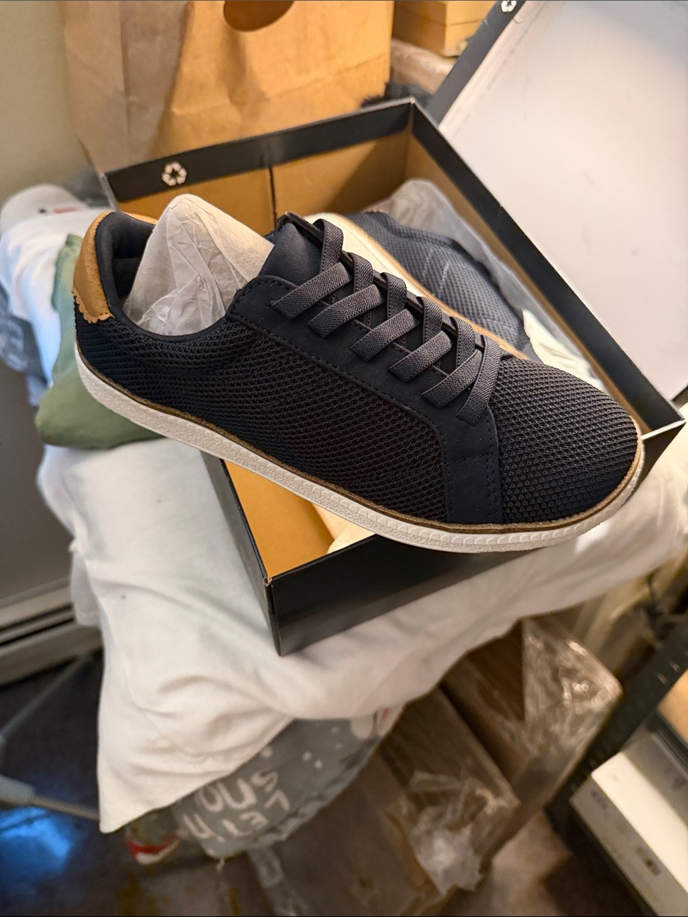 Dr. Scholl's Men's Black Knit Sneaker with Tan Heel